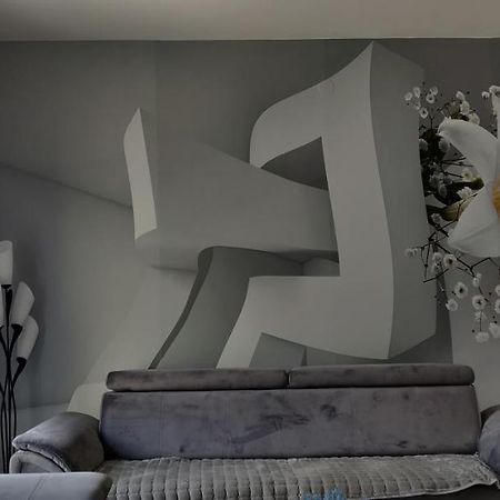 Modern & Cozy 2-Bedroom Vacation Home In SJJ Exteriér fotografie